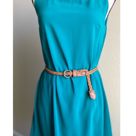 VELVET OAK CONTRASTING ASYMMETRIC HEM  DRESS - Picture 3 of 8